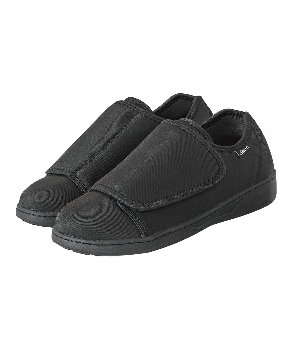 Women's Spill-Resistant Easy-Close Shoes