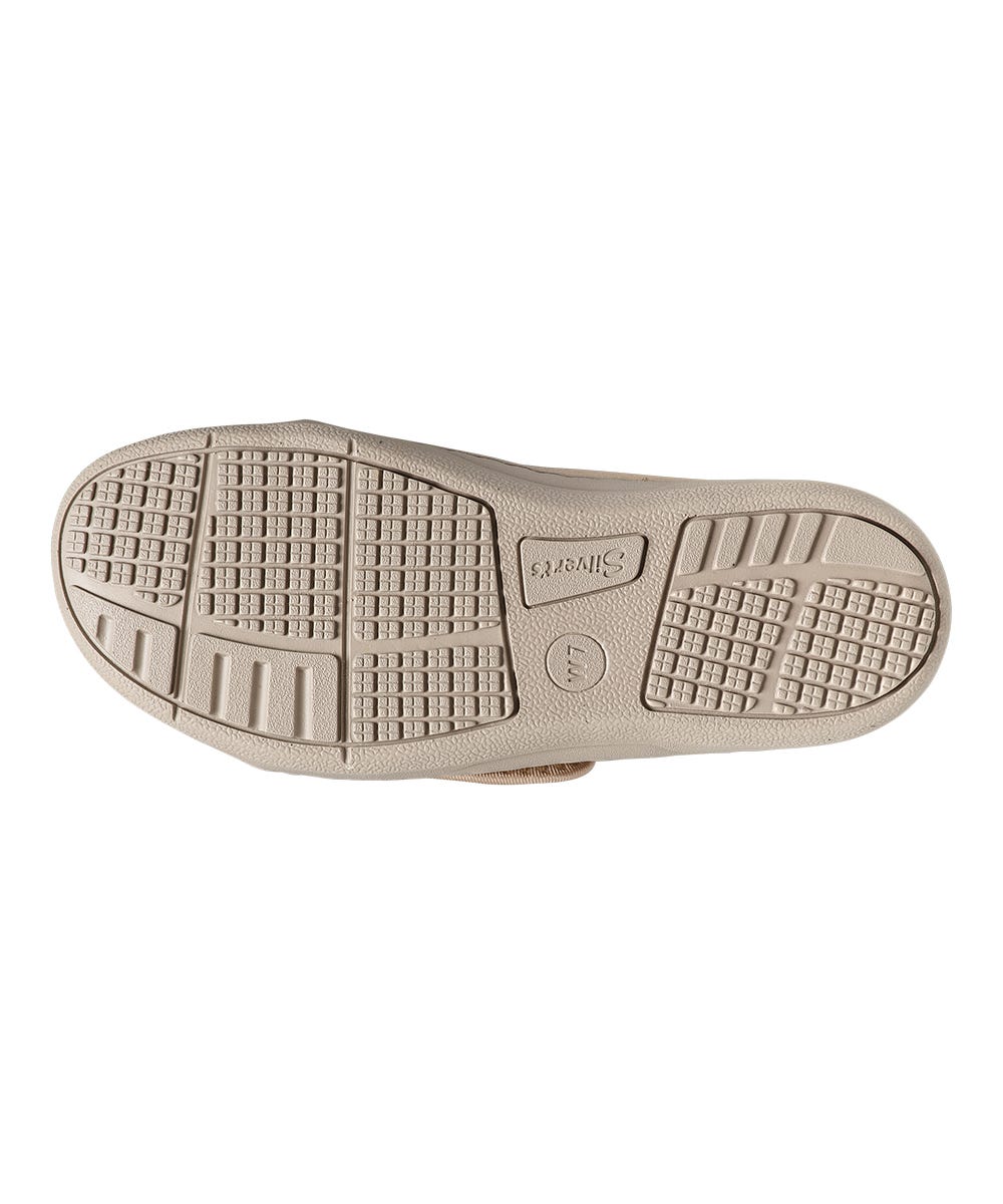 Women's Spill-Resistant Easy-Close Shoes